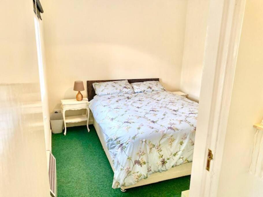 Cosy 2 Bed Cottage Next To Fota Wildlife Park Cork Zewnętrze zdjęcie
