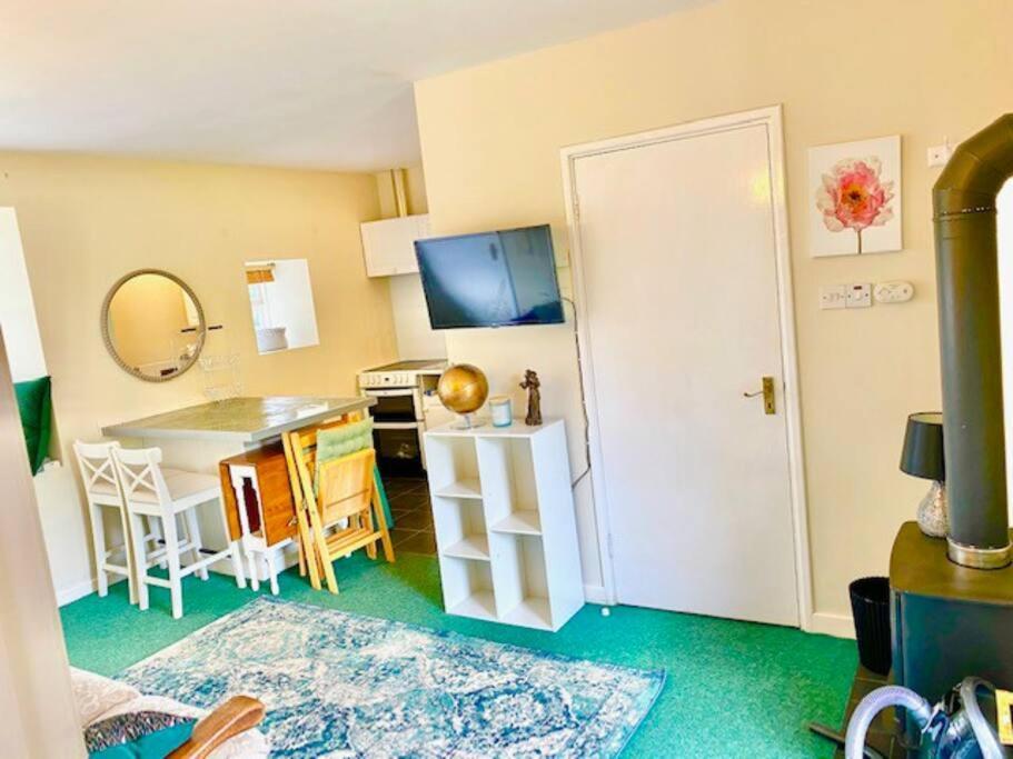 Cosy 2 Bed Cottage Next To Fota Wildlife Park Cork Zewnętrze zdjęcie